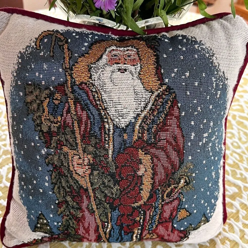 Vintage Old World Santa Claus Accent Pillow by Portofino Needlepoint 12